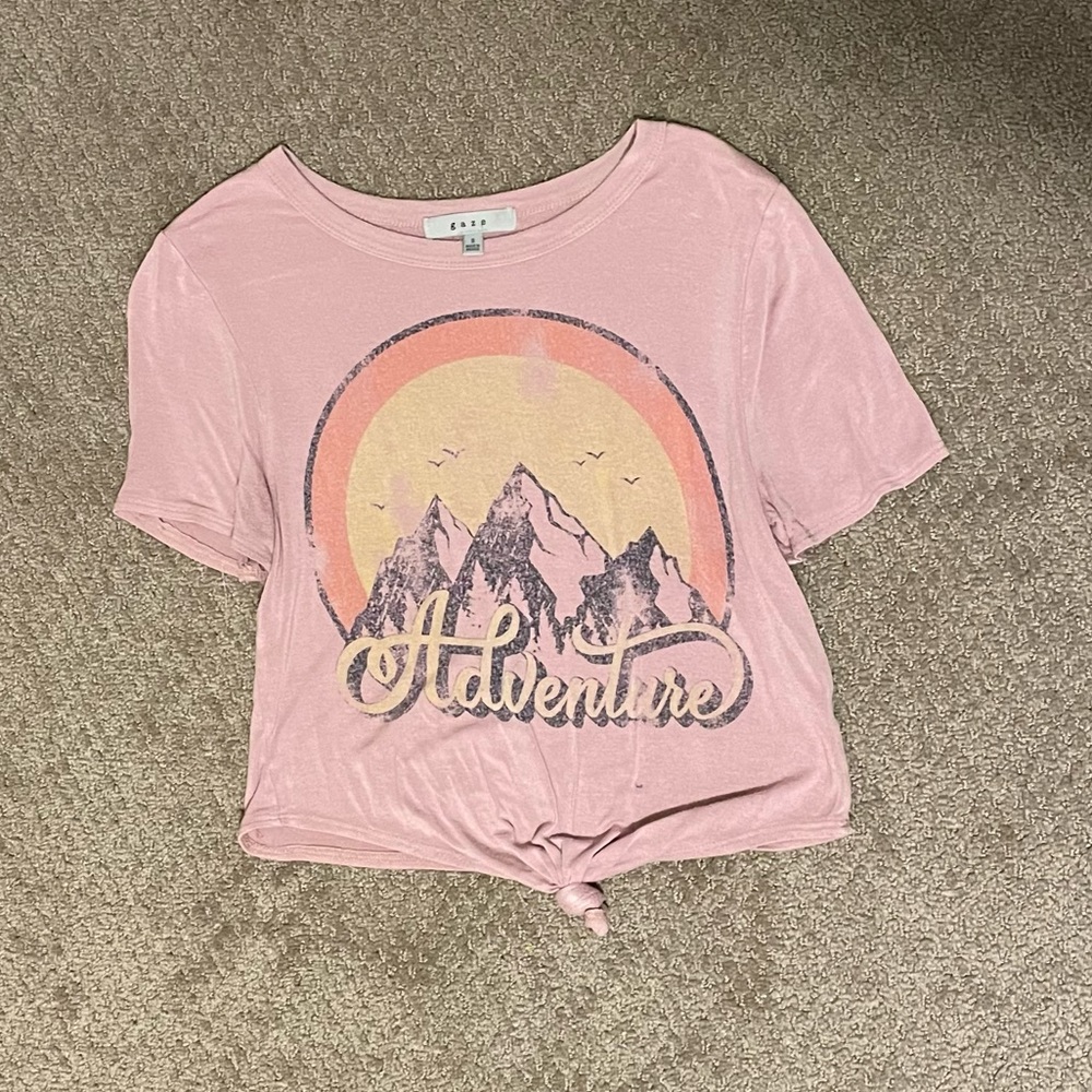 Small Light Pink “Adventure” Crop Top